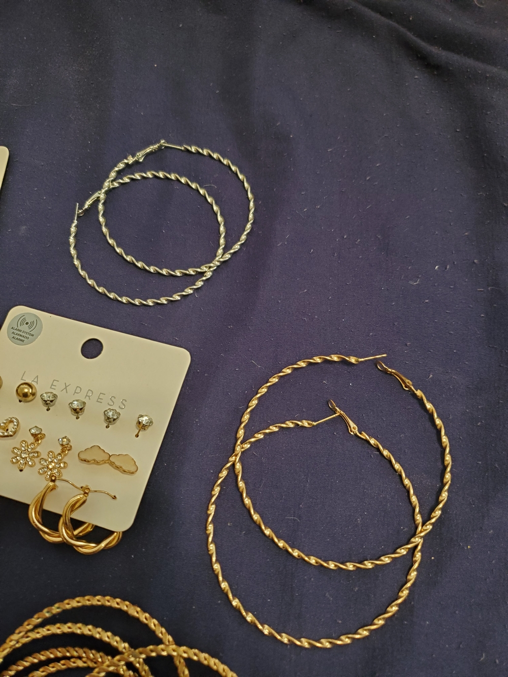 Mixed Earring & Bracelet Set - Picture 8 of 11